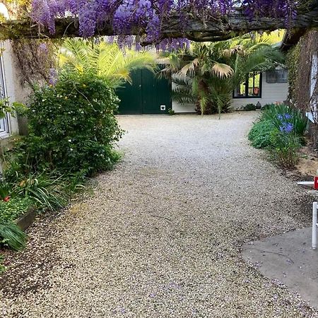 La Berge Du Clain - Joli Appartement A Poitiers Buitenkant foto